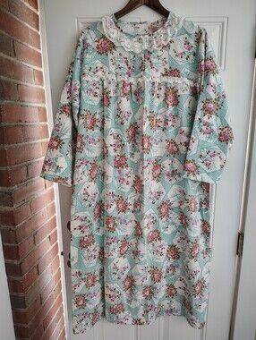 Vintage Handmade Floral Flannel Nightgown Grannycore Mint Pink Prairie Maxi L